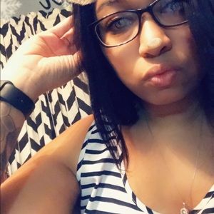 Meet your Posher, Brittani